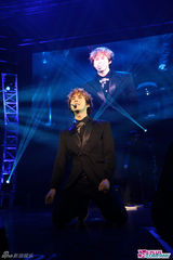 高清图：金亨俊日本巡演启航 与粉丝同庆生