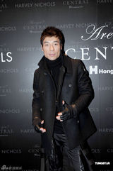 组图：许志安否认工作量减少 赞容祖儿有大将之风 