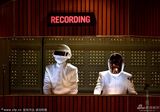 组图:Daft Punk法瑞尔夺最佳流行乐队 表演热单