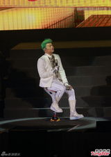 组图：阮兆祥个唱首场开锣 徐子珊王祖蓝助阵