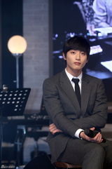 高清组图：韩国偶像组合2AM办回归记者会发布新专辑