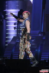 组图：罗志祥红馆热力开唱 罗妈亮相林志颖助阵