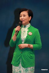 组图：汪明荃罗家英培训新人接班粤剧表演