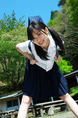 组图：AKB指原莉乃爆冷夺冠 盘点青春性感照