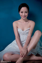 幻灯：江一燕双面写真 开启2010纯净魅惑的时代