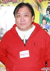 组图：吴君如宣传贺岁片 化身严母与陈可辛开战