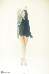 组图：韩团SPICA公开全新写真 宣告重返歌坛