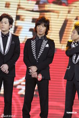 策划：熟男当道性感沉稳 日本大叔魅力依旧