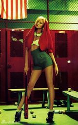 幻灯图集：名模米兰达-可儿学校制服诱惑写真