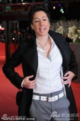 文德斯搂娇妻撑《皮娜》首映 德国总统夫妇秀恩爱