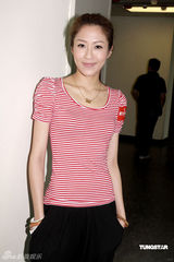 高清图：《怒火街头》开机 胡杏儿郑嘉颖演律师