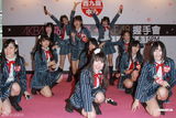 组图：AKB48香港举行握手会 防骚扰要歌迷先洗手