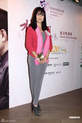 组图：《桃姐》票房大好 叶德娴宣传防癌资讯