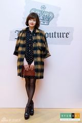 组图：黄静茵郑素敏等靓装参加庆典