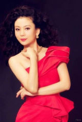 组图：朱军美艳妻子曝光 家庭幸福完美