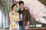 组图：温升豪助阵柯佳嬿台北新书发布会