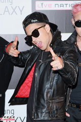 组图：BIGBANG赴港备战演唱会 中文问好透露新专辑