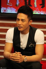 组图：《恋爱的那点事儿》杜淳薛佳凝做客