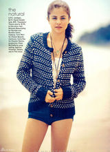 组图：比伯女友赛琳娜-戈麦斯登杂志封面