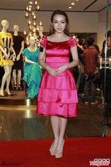 组图：莫文蔚父亲离世与母同住 乐基儿谈控制欲