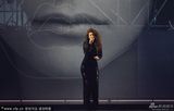 组图：洛德获国际女歌手奖 现场表演暗黑气质