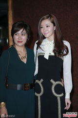 组图：黄百鸣子大婚众星出席 林峰吴千语恩爱