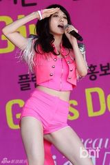 组图：韩团GirlsDay任宣传大使举行突击演唱会