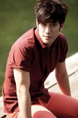 组图：李治廷伦敦拍摄写真 启发音乐灵感创作专辑