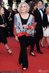 组图：戛纳电影节闭幕红毯现场 群星争艳