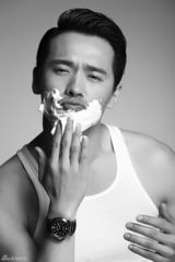 高清图：高云翔最新写真曝光 轻熟男演绎俏皮风