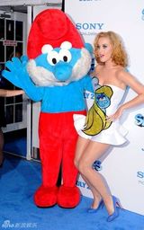 高清组图：《蓝精灵》纽约首映 波姬-小丝等助阵