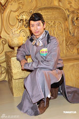 幻灯组图：林峰阿Sa(蔡卓妍)似亲密情侣 狄龙力挺叶童丈夫