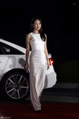 独家高清：金惠秀爆乳战青龙 李秉宪等大牌云集