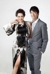 高清图：孟广美陈晓东时尚大片 黑白色调看时光流转