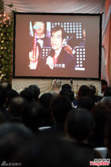 组图：李泰祥追思会齐豫缺席 许景淳泪祭恩师