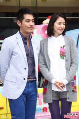 组图：蓝正龙新剧开播 为收视要求长泽雅美脱衣