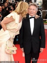 组图：《苔丝》重映波兰斯基获热吻