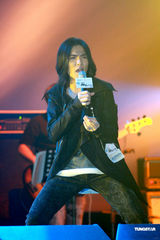 高清：萧敬腾方大同同台献唱 联手周柏豪卖力演出