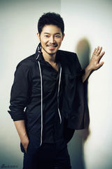 组图：沙溢时尚型男写真曝光 尽显成熟男人魅力