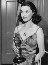 组图：费雯-丽诞辰百年 百张美图再现佳人一生