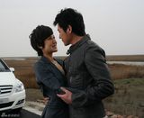 组图：陆毅与鲍蕾夫妻再度合作 演绎温馨家庭大片