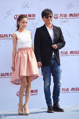 组图：莱昂纳多梁朝伟赵薇等齐聚青岛