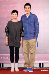 组图：徐若瑄为电影造势 李安言承旭站台给惊喜