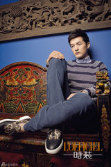 组图：胡歌逆天不变容颜 魅惑眼神电力无限