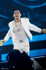 高清：首映新春贺岁夜 众星相聚亮点多