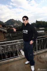 组图：黎明云南探访山区家庭 呼吁帮助弱势群体