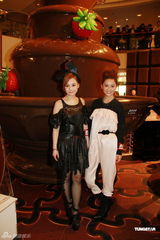 组图：Twins工作密集盼望早放假阿Sa为阿娇写情书