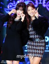 组图：少时TiffanySistar宝拉性感卖萌秀美腿