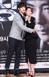 组图：权相佑神起允浩等宣传开年大戏《野王》