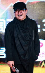 组图：好歌曲启动 周华健调侃刘欢称从小听你歌